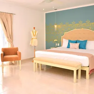 Unic Design & Restaurant- 5th Avenue (adults Only) 4*, פלאייה דל כרמן מקסיקו